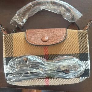 NEW PACKAGE NEVER WORN Plaid Women's Handbag Tote Satchel Crossbody Bag + Strap